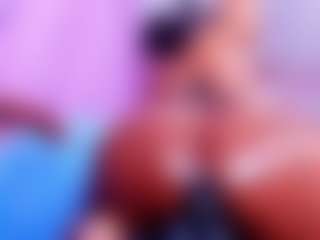 sofia-dkr MILF webcam performer live streaming
