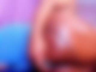 sofia-dkr MILF webcam performer live streaming