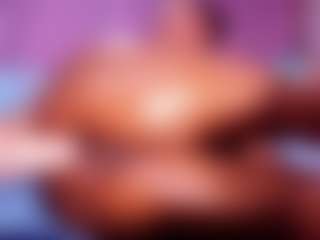 Live cam show with sofia-dkr - Ebony on CamwithHer | colombia