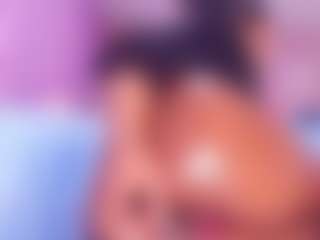 sofia-dkr MILF webcam performer live streaming