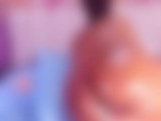 Live cam show with sofia-dkr - Black MILF on Camiplay Live