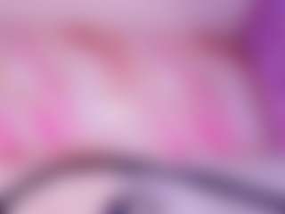 sofia-dkr MILF webcam performer live streaming