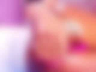 Live cam show with sofia-dkr - Ebony MILF on Dolls Live