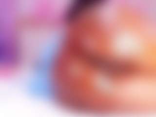 sofia-dkr MILF webcam performer live streaming