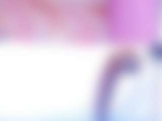 sofia-dkr MILF webcam performer live streaming