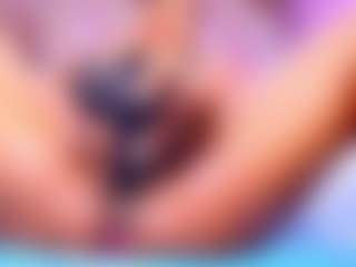 sofia-dkr's Live Sex Cam Show