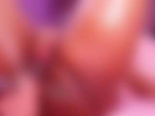 Live cam show with sofia-dkr - Brown Eyes Black on googirlz