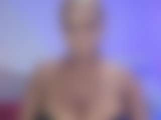 Live cam show with tisha-cole - Ebony MILF on Strip Flash - Live Sex Shows