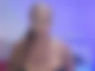 Live cam show with tisha-cole - Normal on Camsoda