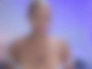 Live cam show with tisha-cole - Ebony MILF on chickslive.net
