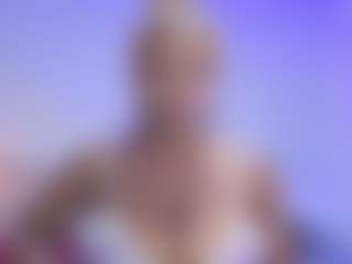 Live cam show with tisha-cole - Brown Hair MILF on livesexfox.com