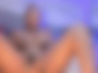 Live cam show with tisha-cole - Thick on xblisslive.com