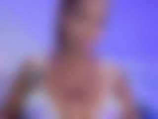 Live cam show with tisha-cole - Black Big Ass on live18s.com