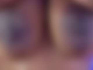 Live cam show with tisha-cole - Ebony MILF on Dare Cams
