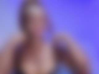 Live cam show with tisha-cole - Deepthroat on livesuperchat.net