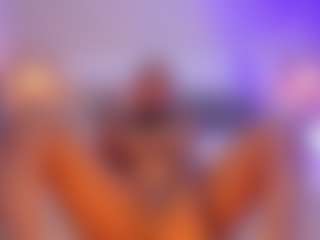 Live cam show with tisha-cole - Ride on CamClone