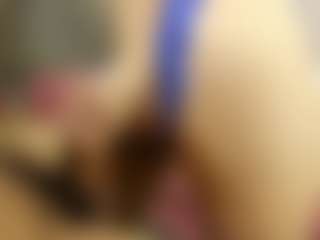 Live cam show with Wendy-Deiby - Skinny on Camsoda