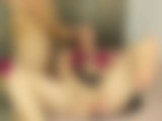 Live cam show with Wendy-Deiby - Tease on Camsoda