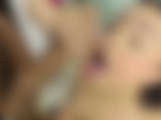 Live cam show with Wendy-Deiby - Skinny on Camsoda