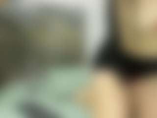 Live cam show with Wendy-Deiby - Spank on Camsoda
