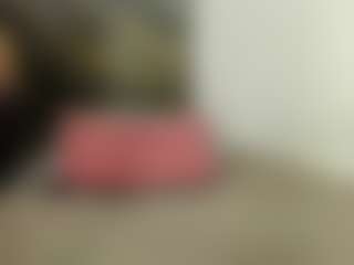 Live cam show with Wendy-Deiby - Gagging on Porn Luv