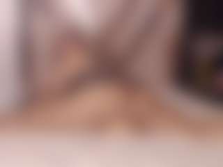 AgathaaWhite MILF webcam performer live streaming
