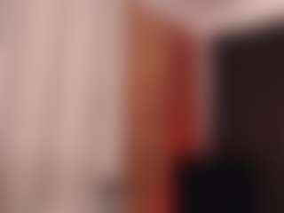 AgathaaWhite MILF webcam performer live streaming