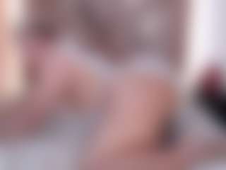 Live cam show with AgathaaWhite - Small Tits on Hubzter Live