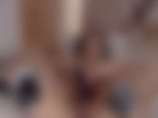 Live cam show with AgathaaWhite - BBW on Streamer API