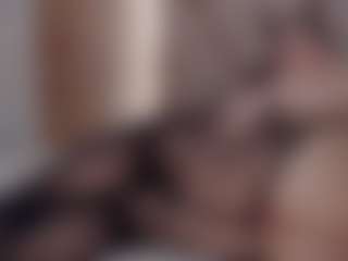 Live cam show with AgathaaWhite - Nipple Piercings on AdultVida.com