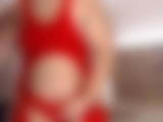 Live cam show with AgathaaWhite - Nipple Piercings on AdultVida.com