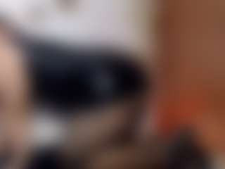 AgathaaWhite MILF webcam performer live streaming