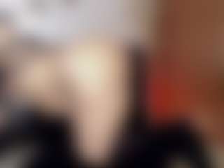 AgathaaWhite MILF webcam performer live streaming