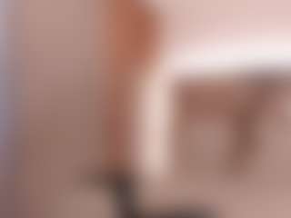 AgathaaWhite MILF webcam performer live streaming