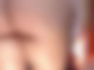 AgathaaWhite MILF webcam performer live streaming