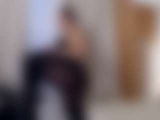 Live cam show with AgathaaWhite - Curvy MILF on Mixed Magazine Live
