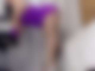 Live cam show with AgathaaWhite - Bedroom on Hubzter Live