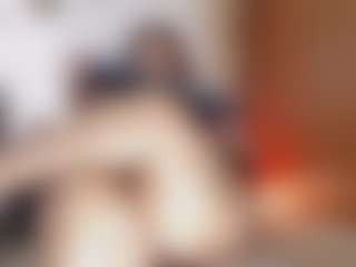 AgathaaWhite MILF webcam performer live streaming