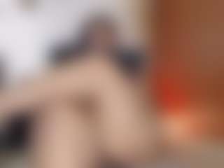 Live cam show with AgathaaWhite - Bedroom on nudelive.tv