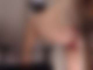 Live cam show with AgathaaWhite - Big Ass MILF on Camiplay Live