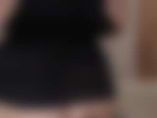 Live cam show with AgathaaWhite - Facial Piercings on Cam Slut