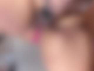 Live cam show with AgathaaWhite - Bikini on Milfs Live