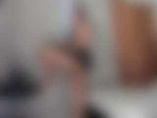 Live cam show with AgathaaWhite - Middle Aged on Dolls Live