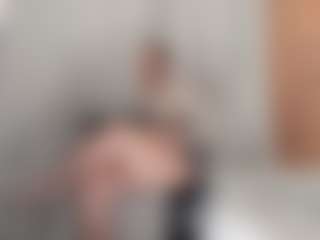 AgathaaWhite MILF webcam performer live streaming