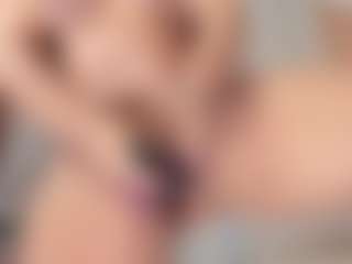 AgathaaWhite's Live Sex Cam Show