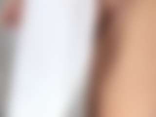 AgathaaWhite MILF webcam performer live streaming