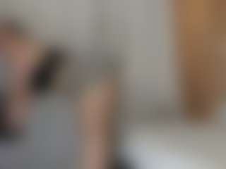 AgathaaWhite MILF webcam performer live streaming