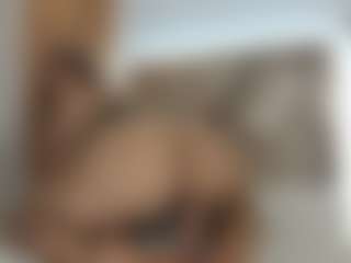 Live cam show with AgathaaWhite - Big Ass MILF on Dolls Live