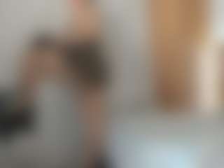 Live cam show with AgathaaWhite - Oil on PervPlay.com