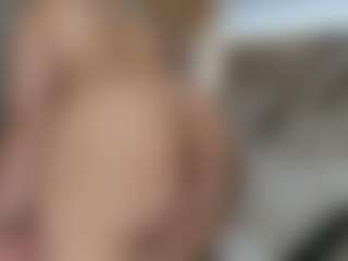 Live cam show with AgathaaWhite - Bikini on Stripli.com